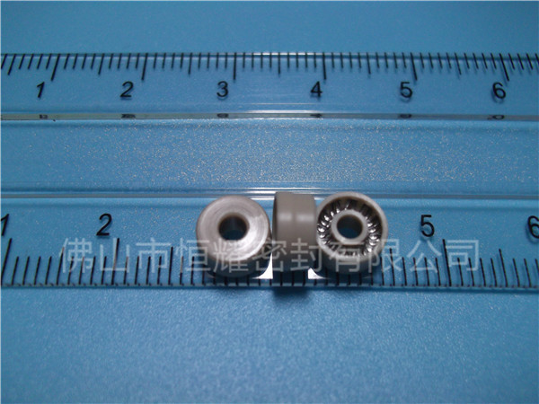 點(diǎn)膠機(jī)泛塞封 (7)